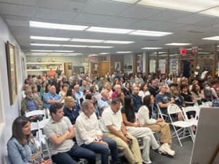 L'Chaim Center community